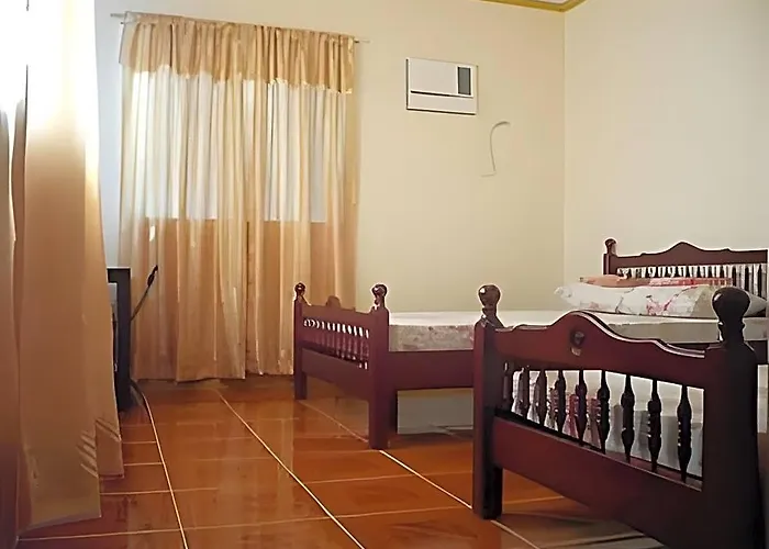 Oslob Malonzo Pension House