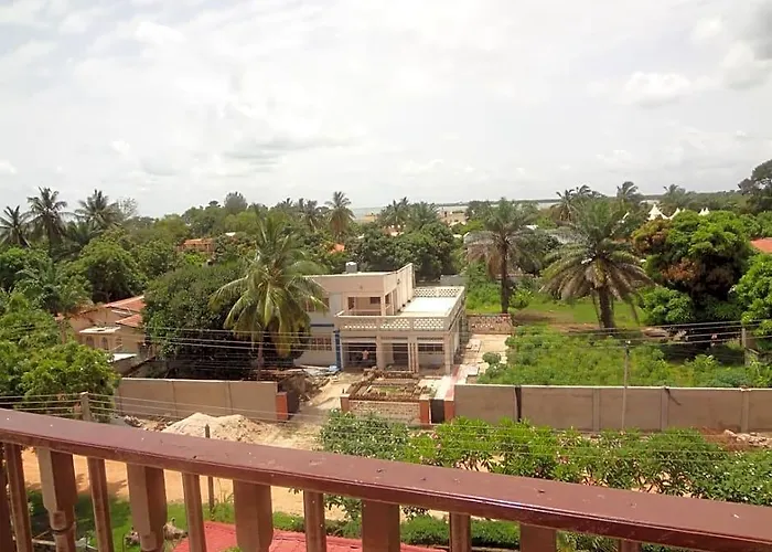 Roc Heights Lodge