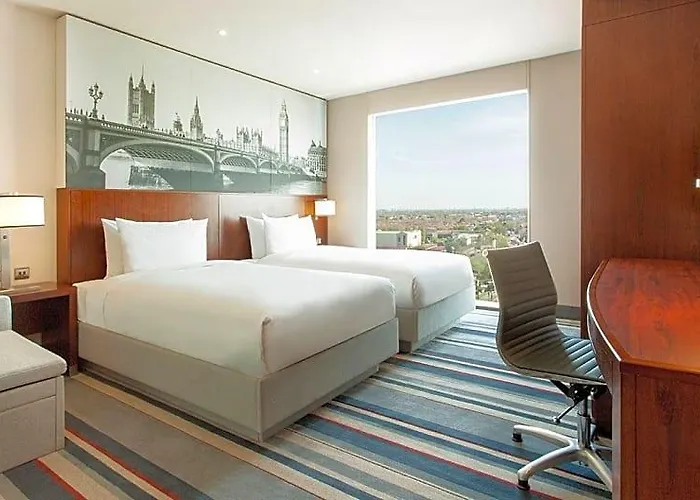 Hyatt Place West London Hayes