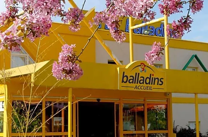 Hotel Balladins Savigny-Le-Temple