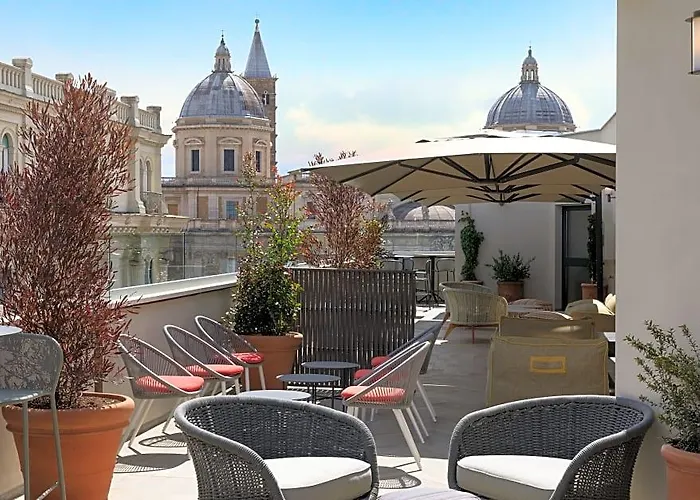 Hotel Commodore