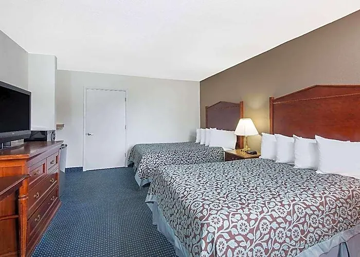 Days Inn By Wyndham Arlington Pentagon