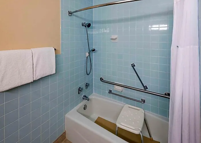 Super 8 By Wyndham Hope