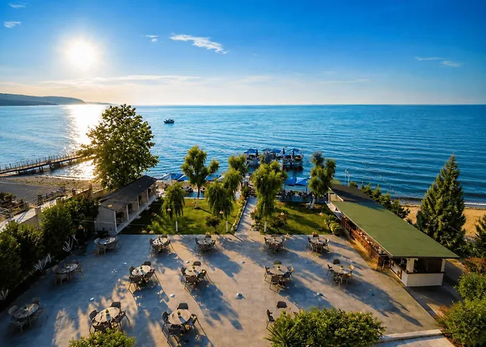 Grand Koru Hotel Beach