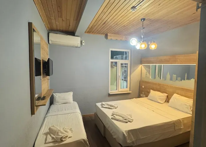 Hotel Megaron