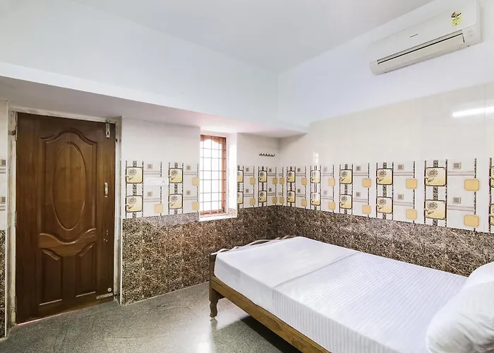 Hotel O Thirugnanasamandham Rooms