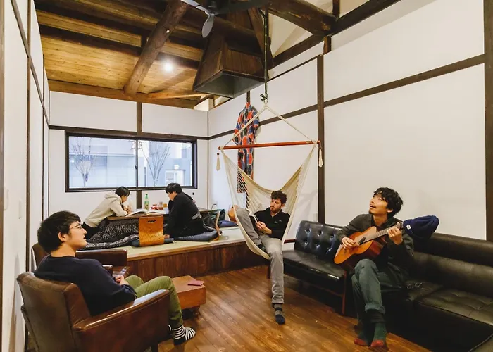 Couch Potato Hostel - Vacation Stay 88241