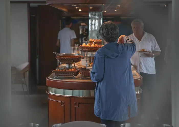 Costa Do Sal Hotel Boat Lounge