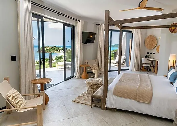 Tamarind Hills Resort & Villas