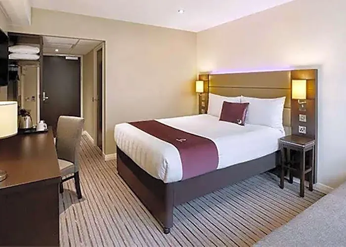 Premier Inn Jersey St Helier - Bath Street