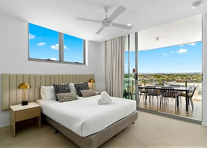 Lowanna Beach Resort Kawana