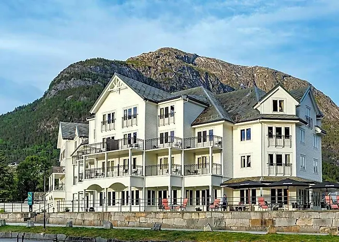 Voringfoss Hotel