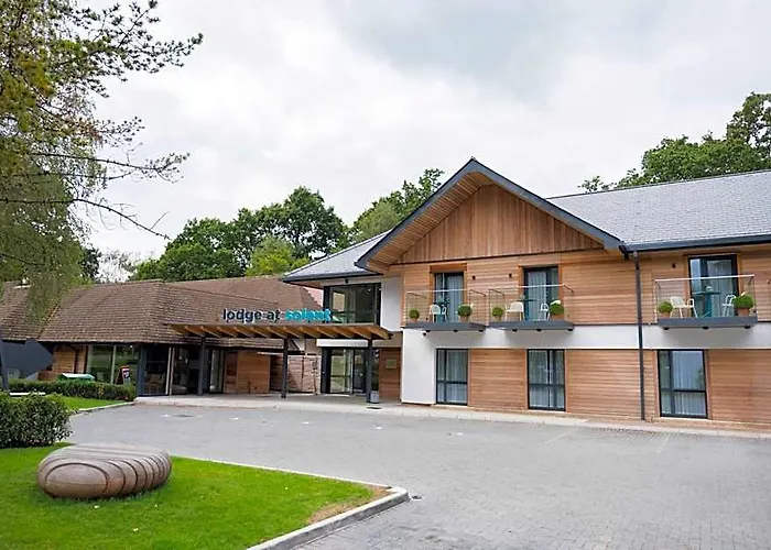 Lodge At Solent