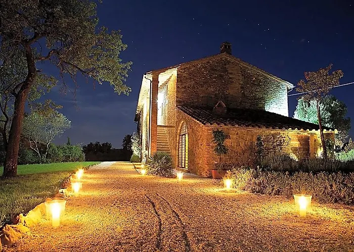 A Luxury Country Villa On The Board Of Umbria And Tuscany With Air Condition