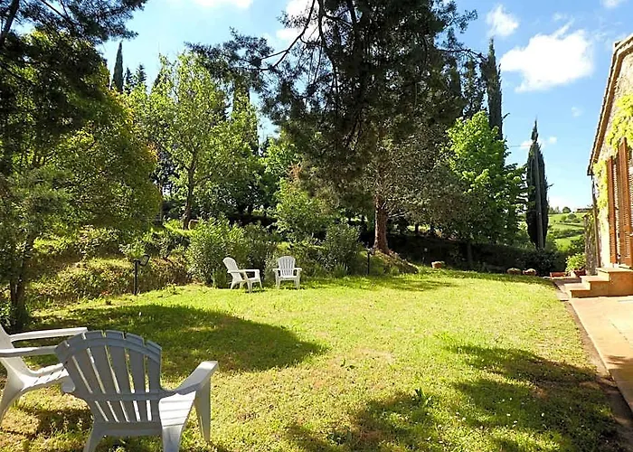 Panoramic Farmvilla In Tuscany