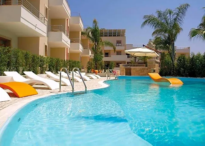 Santa Caterina Hotel & Apartment