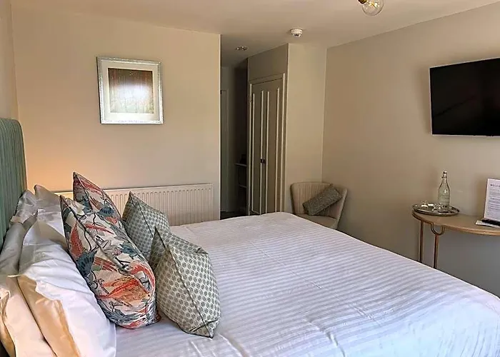 Hatherley Manor Hotel & Spa