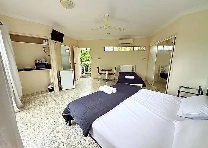 Emu Park Beach Motel