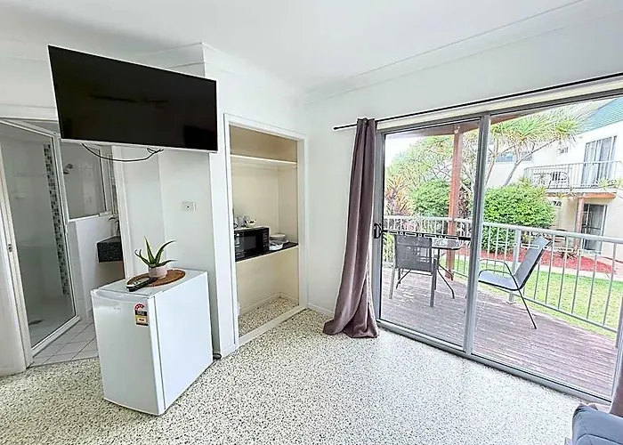 Emu Park Beach Motel
