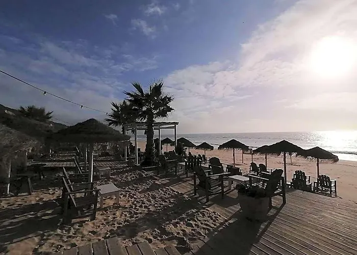 Fonte Da Telha Cliff House - Guesthouse