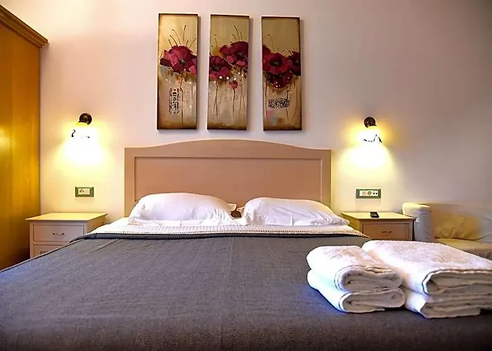 Hotel Messaria