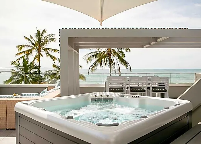 Netanya Noosa Beachfront Resort