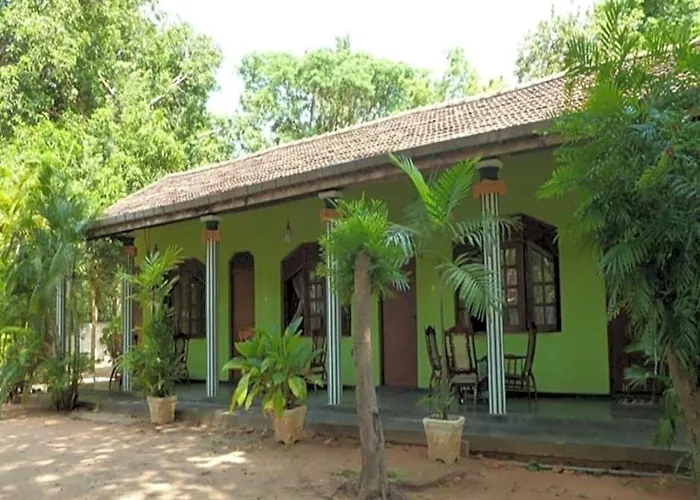 Regina Holiday Home