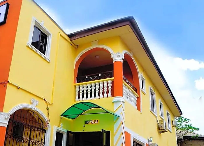 De Haven Suites