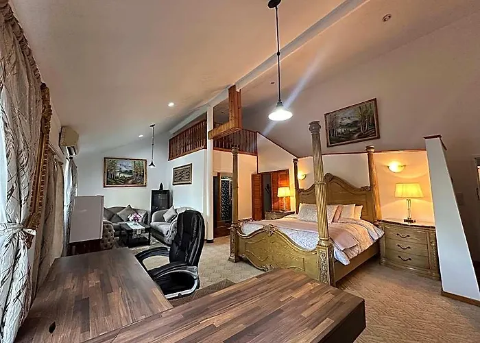 The Black Pearl Suites