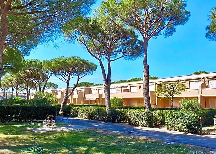 Isa-Holiday Homes From 400 To 900 M From The Beach, Apartments 6 Beds