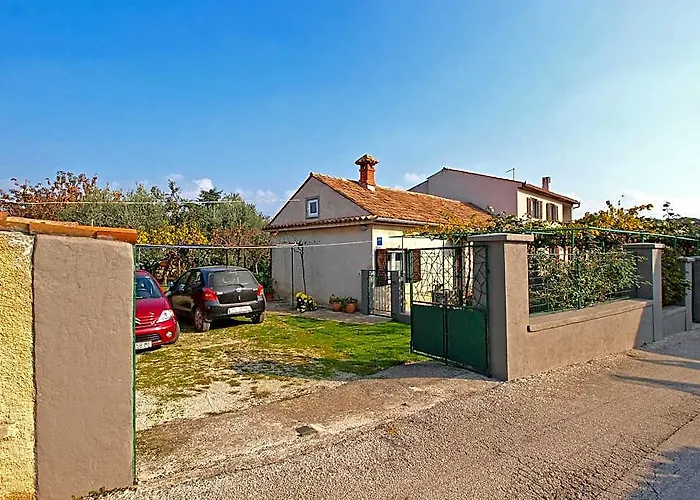 House 385