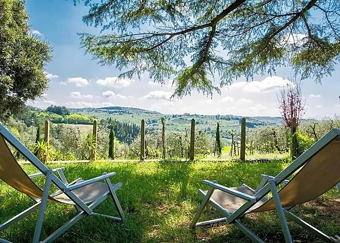 A Path Of Relaxation And History Between Vineyards And Olive Trees - 6 Pax