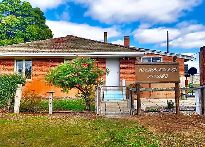 Warradale Lodge And Mini Golf