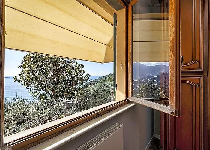 Seaview Apartment With Garden In Recco By Wonderful Italy