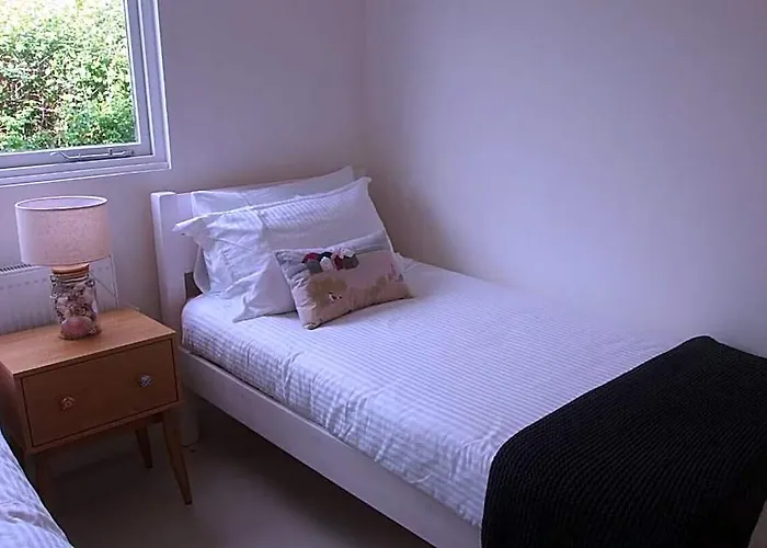 Camber Beach House, 1 Min From Beach, Dogs Welcome