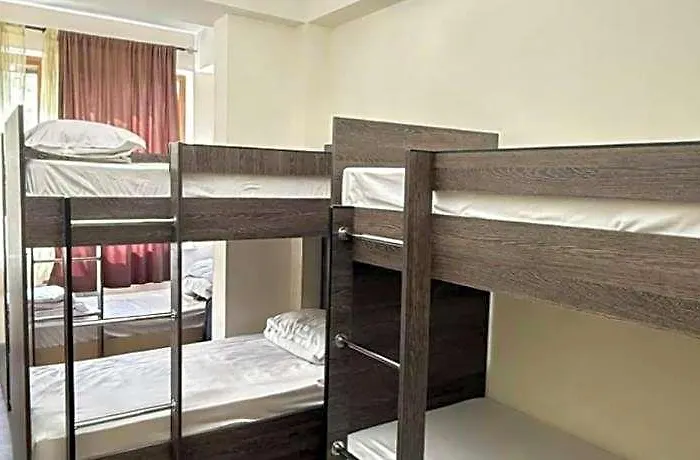 Areva Hostel & Apartment