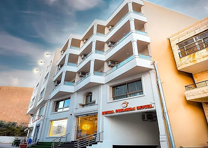 Petra Premium Hotel