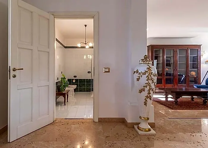 Villa Petrone | Luxury Four Seasons-Jacuzzi&Pool