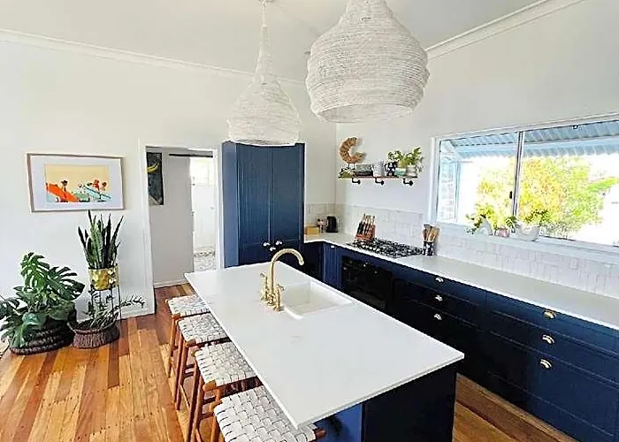 Bowen Beach House