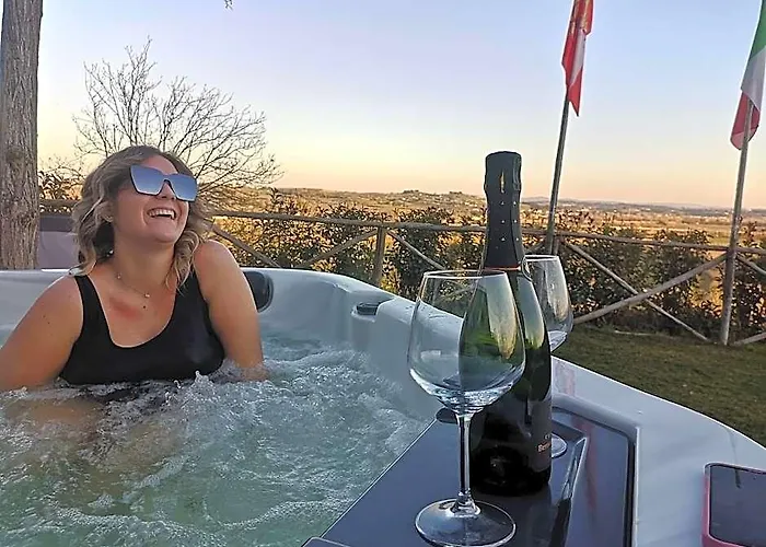 Tuscany Country House Villa Claudia With Jacuzzi !