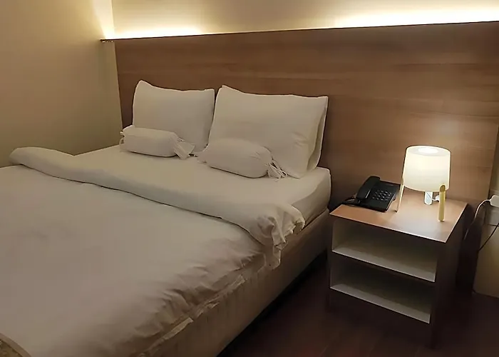 Sleep And Stay Hotel