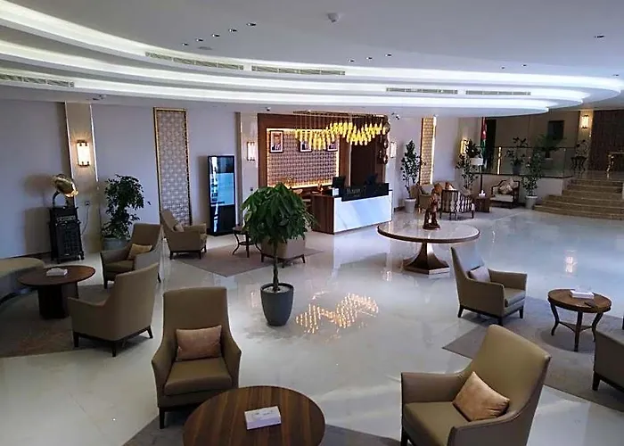 H Luxury Hotel