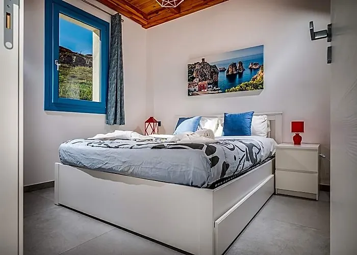 Villa Holidays View Bennistra Tower In Scopello