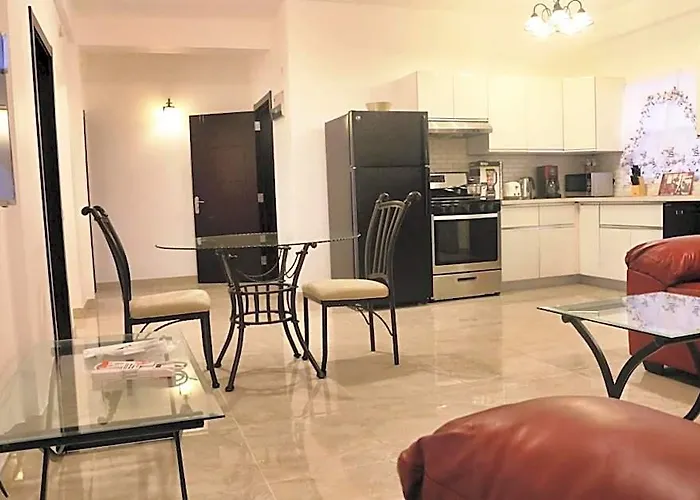 Blue Star Apartments & Hotel