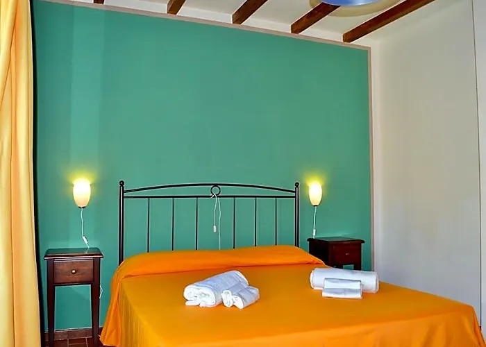 Apartments 5 Beds, First Floor With Private Outdoor Area, In Residence With Swimming-Pool