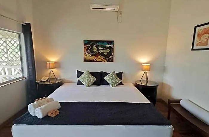 Paradise Lodge