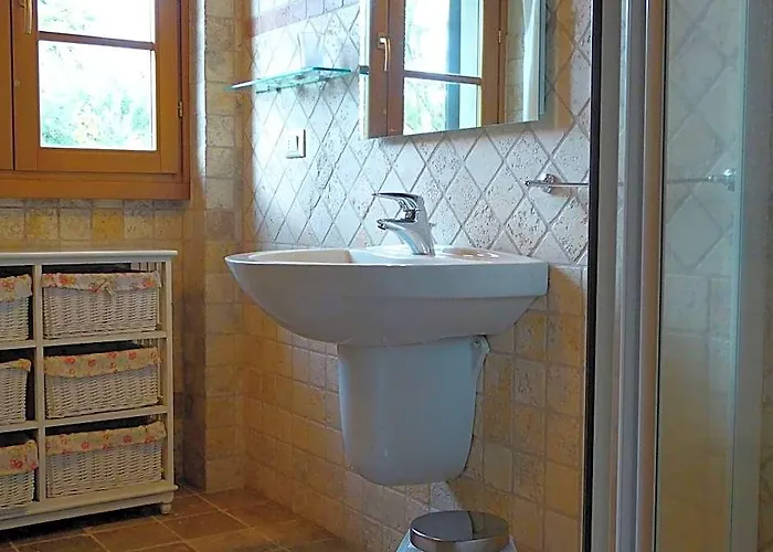 Holiday Home In Montecarelli With Pool