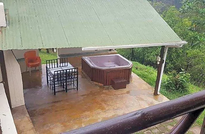 Tsanana Log Cabins And Mullberry Lane Suites
