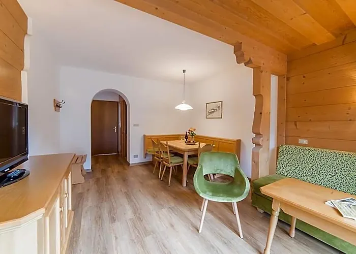 Pension Apartments Pardell