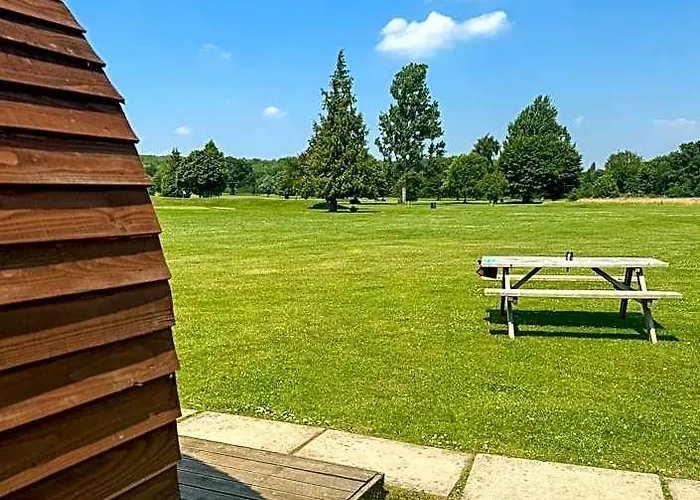 Rodway Hill Golf & Eco Pod Hotel